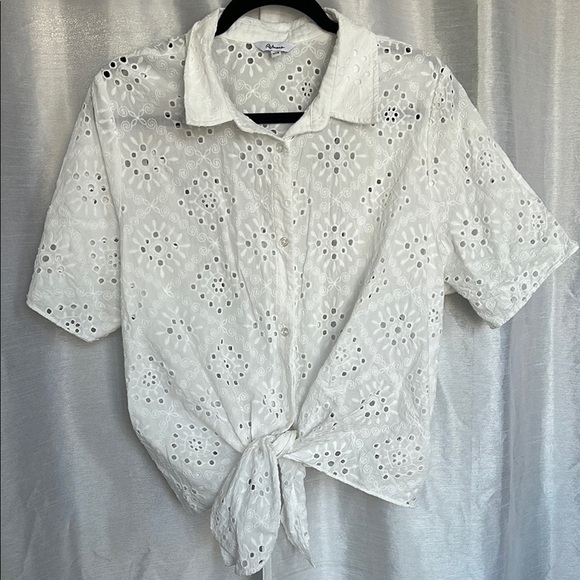 White Eyelet Tie-Front Blouse - Picture 5 of 7